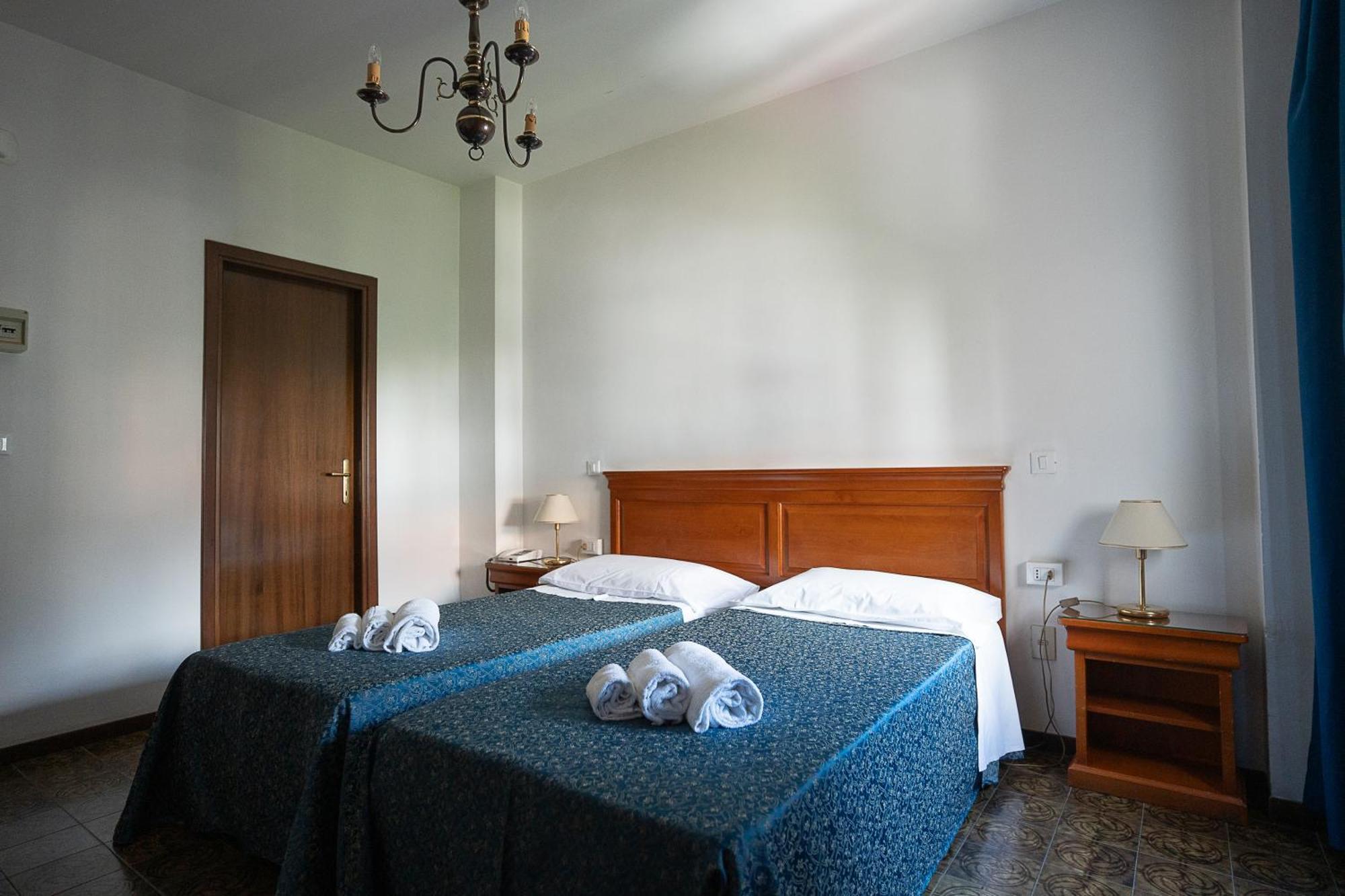 Hotel Napoleon Pontremoli Exteriér fotografie